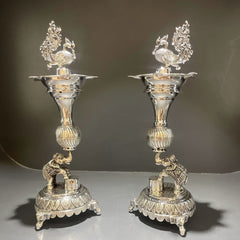 article antique elephant candle set