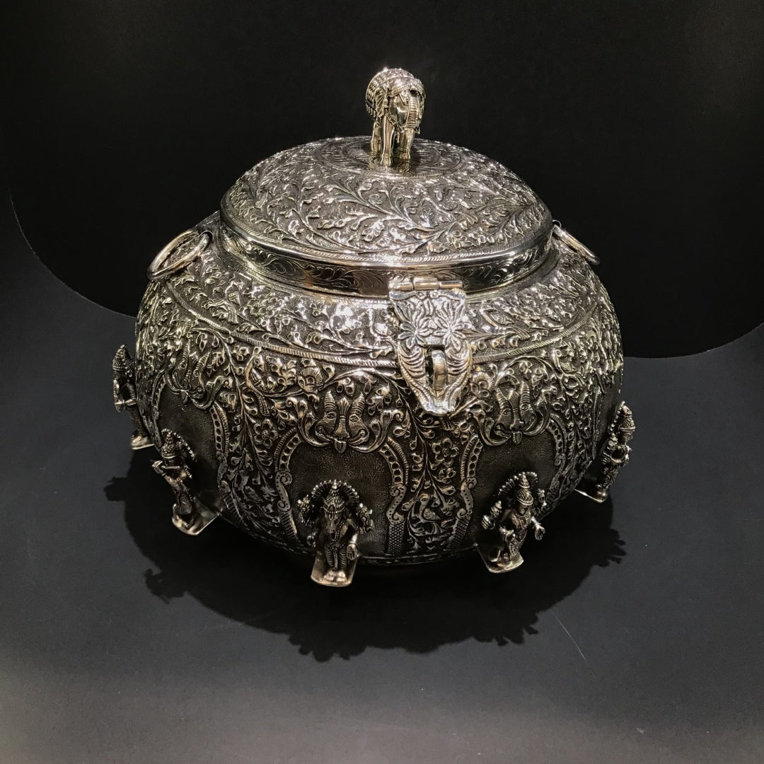 Homedecor antique god design dry fruit box